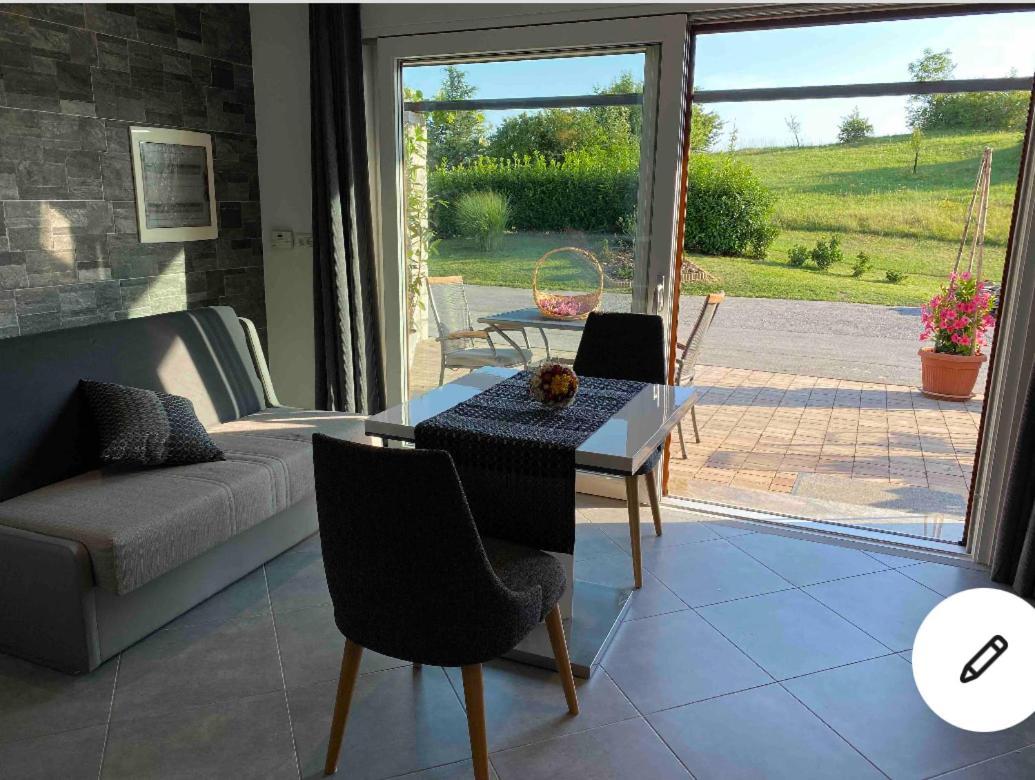 Lovely Apartment In Nature With Sauna! Postojna Exteriör bild